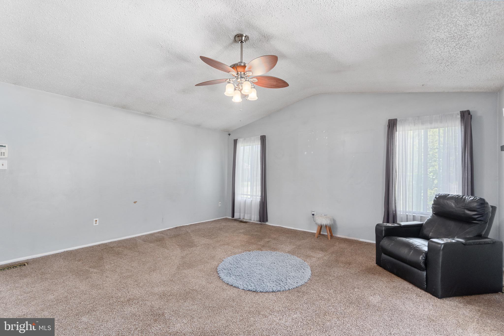 15 Hawthorne Road Sicklerville, NJ 08081 - Photo 8 of 22 Gallery Image 8