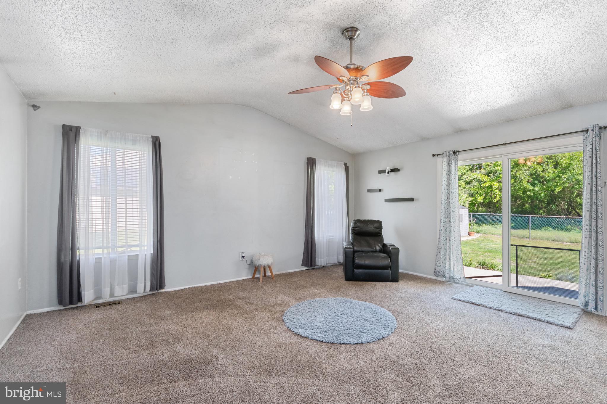15 Hawthorne Road Sicklerville, NJ 08081 - Photo 9 of 22 Gallery Image 9