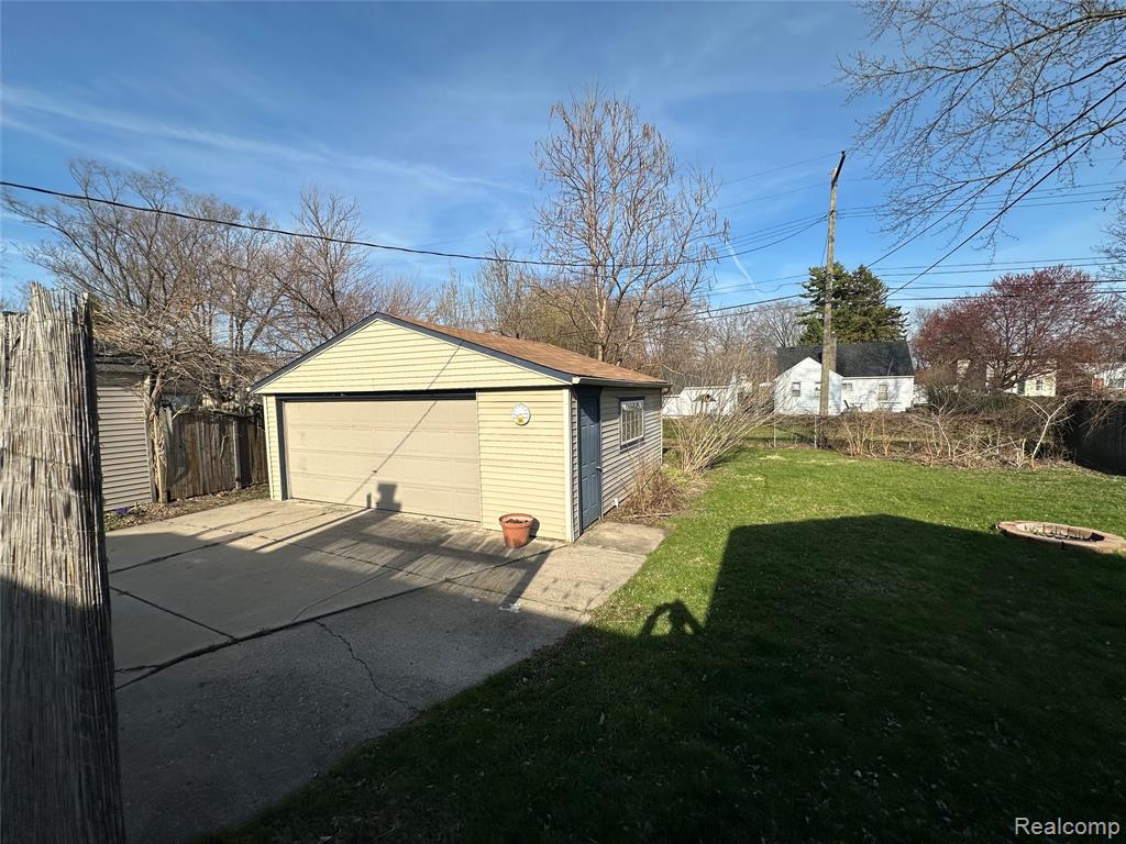 12056 East Hemingway Redford, MI 48239 - Photo 22 of 22