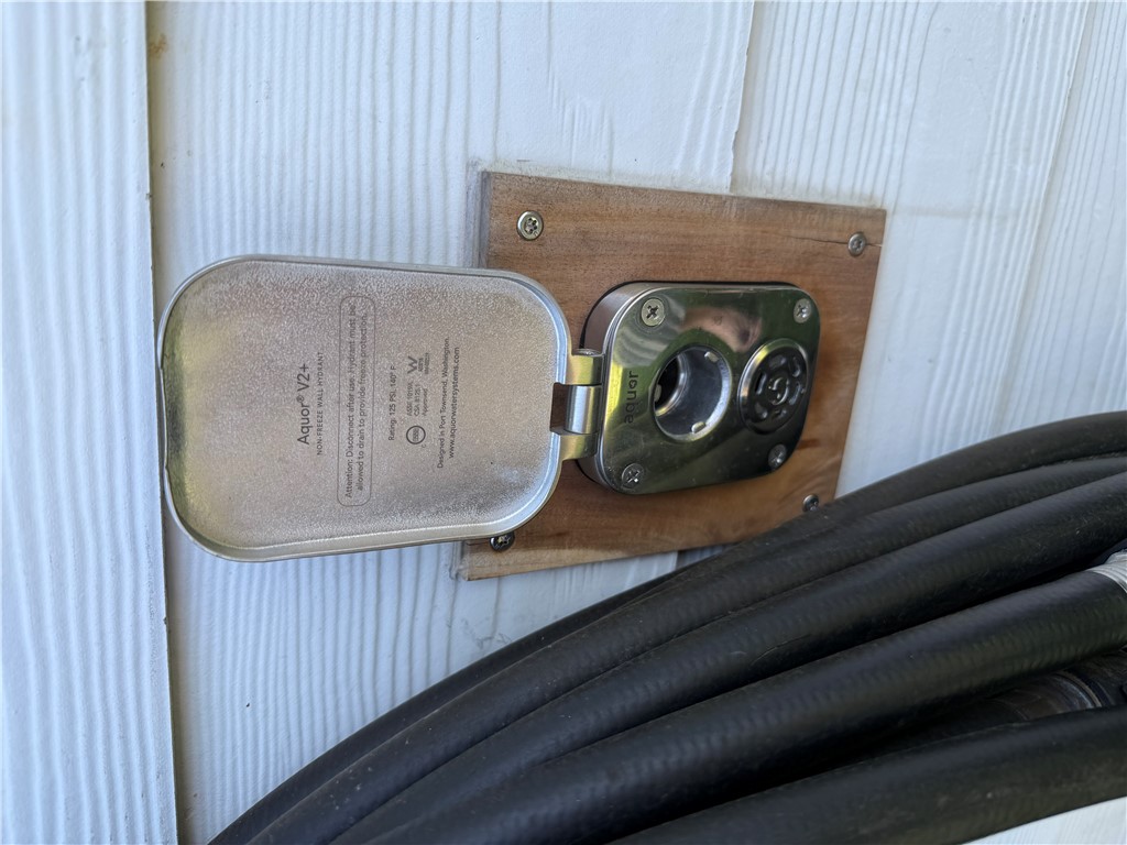 3677 Rabbit Lane Bryan, TX 77808 - Photo 30 of 30 Freeze proof quick connect water spigot