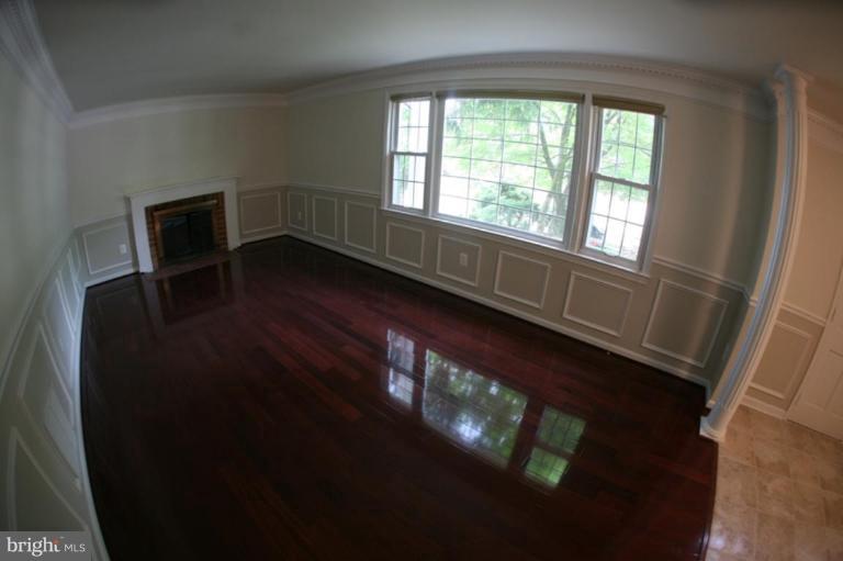 6701 Huntsman Boulevard Springfield, VA 22152 - Photo 6 of 24 Living Room #3