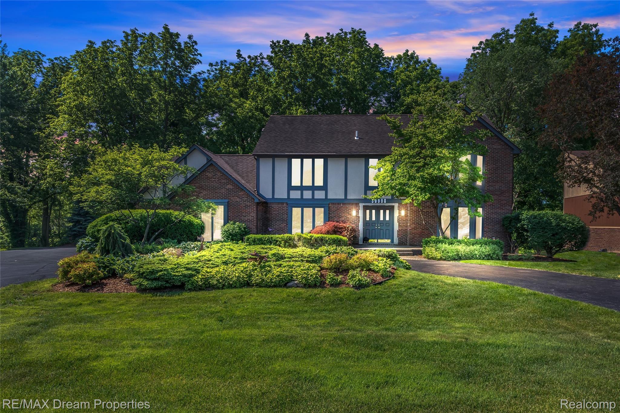 30998 Westwood Road Farmington, MI 48331 - Photo 47 of 47 1 (4).jpg