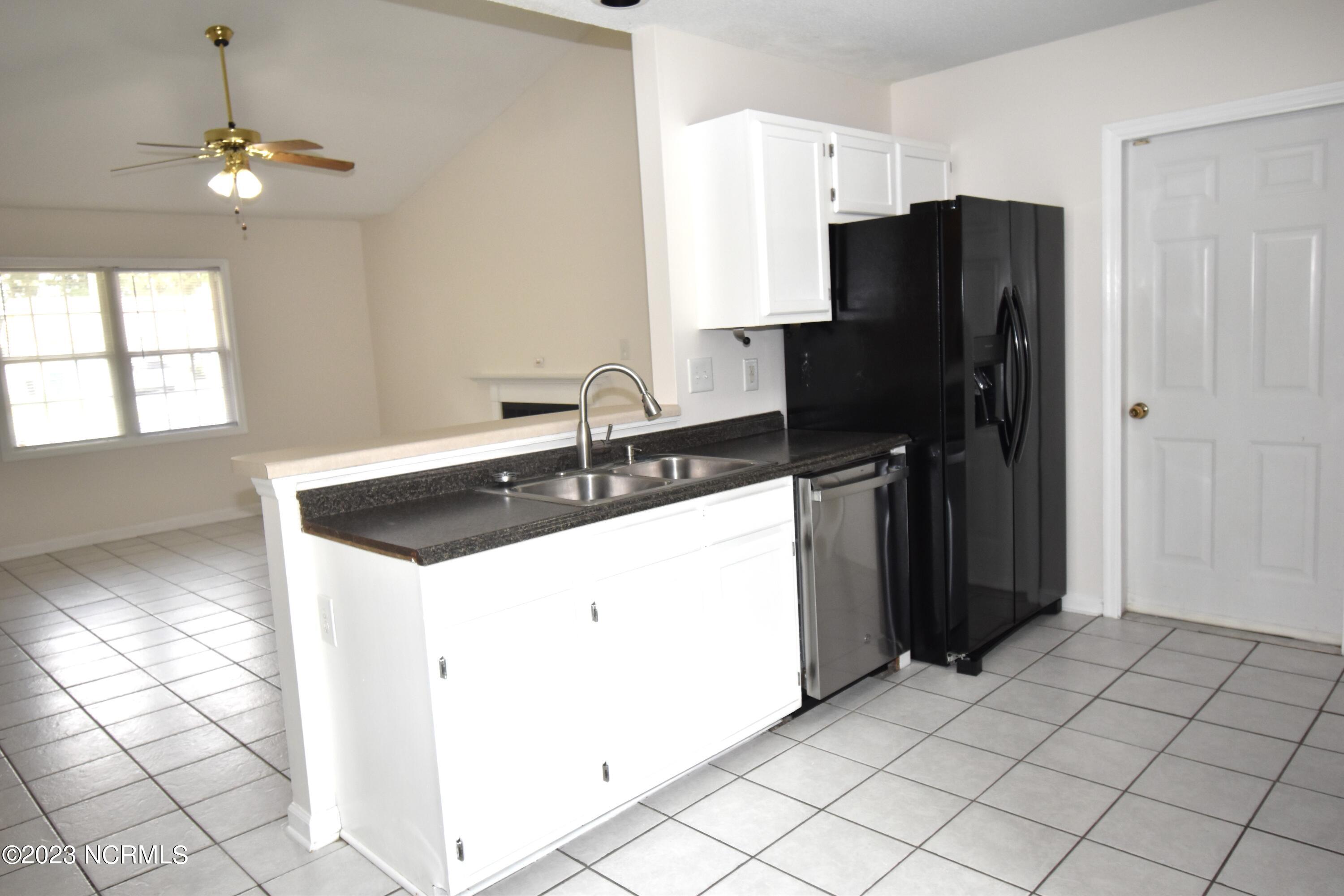 279 Parnell Road Hubert, NC 28539 - Photo 10 of 25 DSC_0431