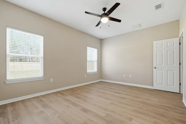 $279,000 | 3804 Golden Acres Circle, Crestview, FL 32539