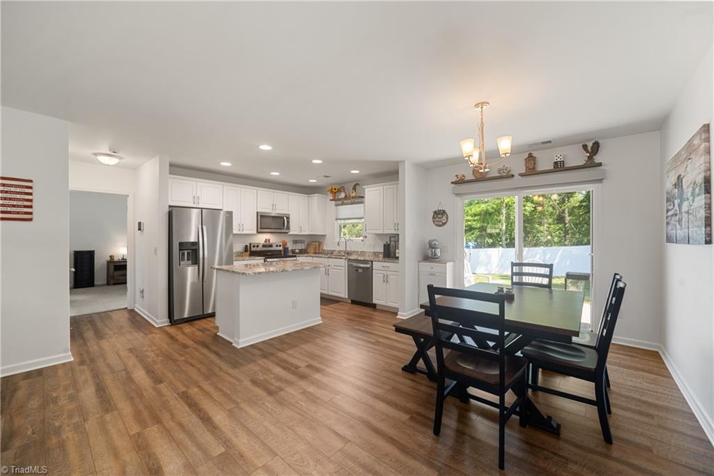 147 Lambeth Road Thomasville, NC 27360 - Photo 13 of 40