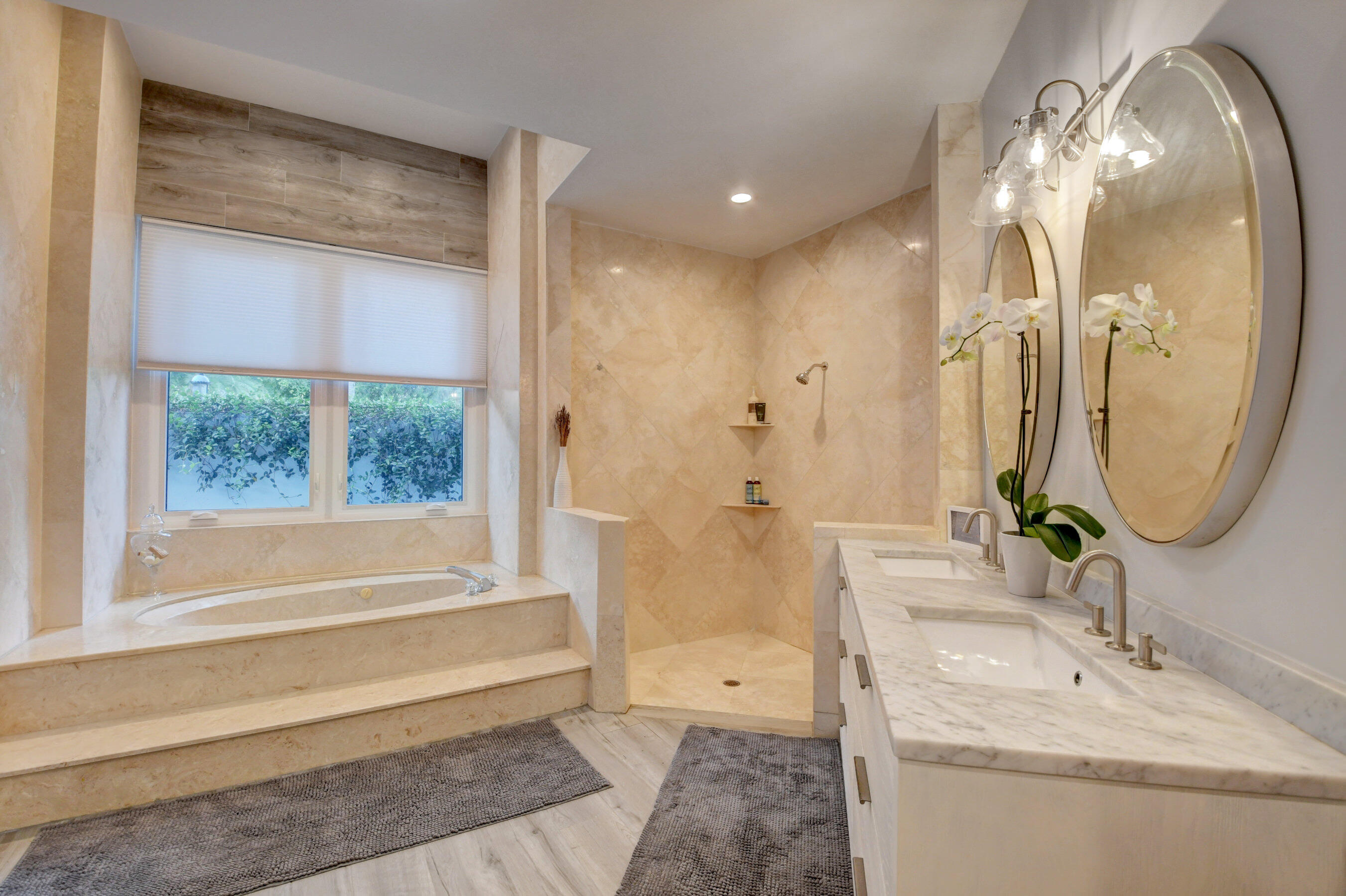 5710 Hamilton Way Boca Raton, FL 33496 - Photo 31 of 70 Primary Bath