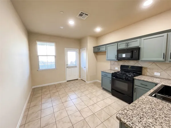 $280,000 | 2880 Donnell Drive, Unit 503, Round Rock, TX 78664