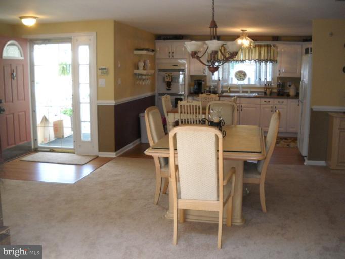 2430 Zion Road Halethorpe, MD 21227 - Photo 14 of 29 Dining Room