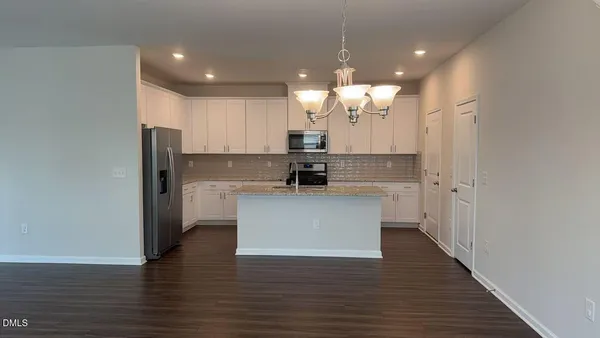 $2,150 | 87 Anise Tree Way, Clayton, NC 27527