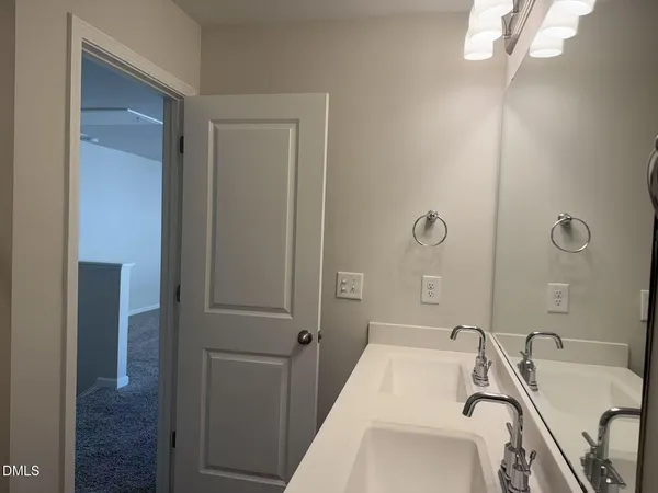 $2,150 | 87 Anise Tree Way, Clayton, NC 27527