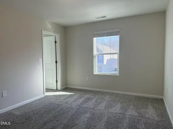 $2,150 | 87 Anise Tree Way, Clayton, NC 27527