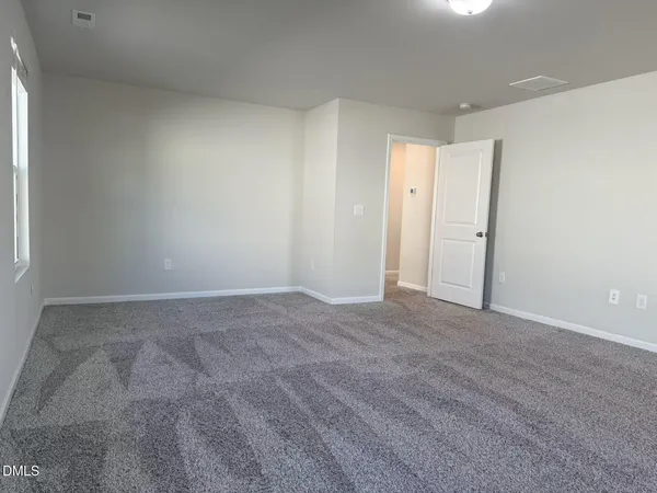 $2,150 | 87 Anise Tree Way, Clayton, NC 27527