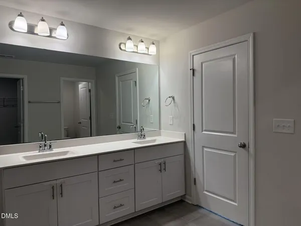 $2,150 | 87 Anise Tree Way, Clayton, NC 27527