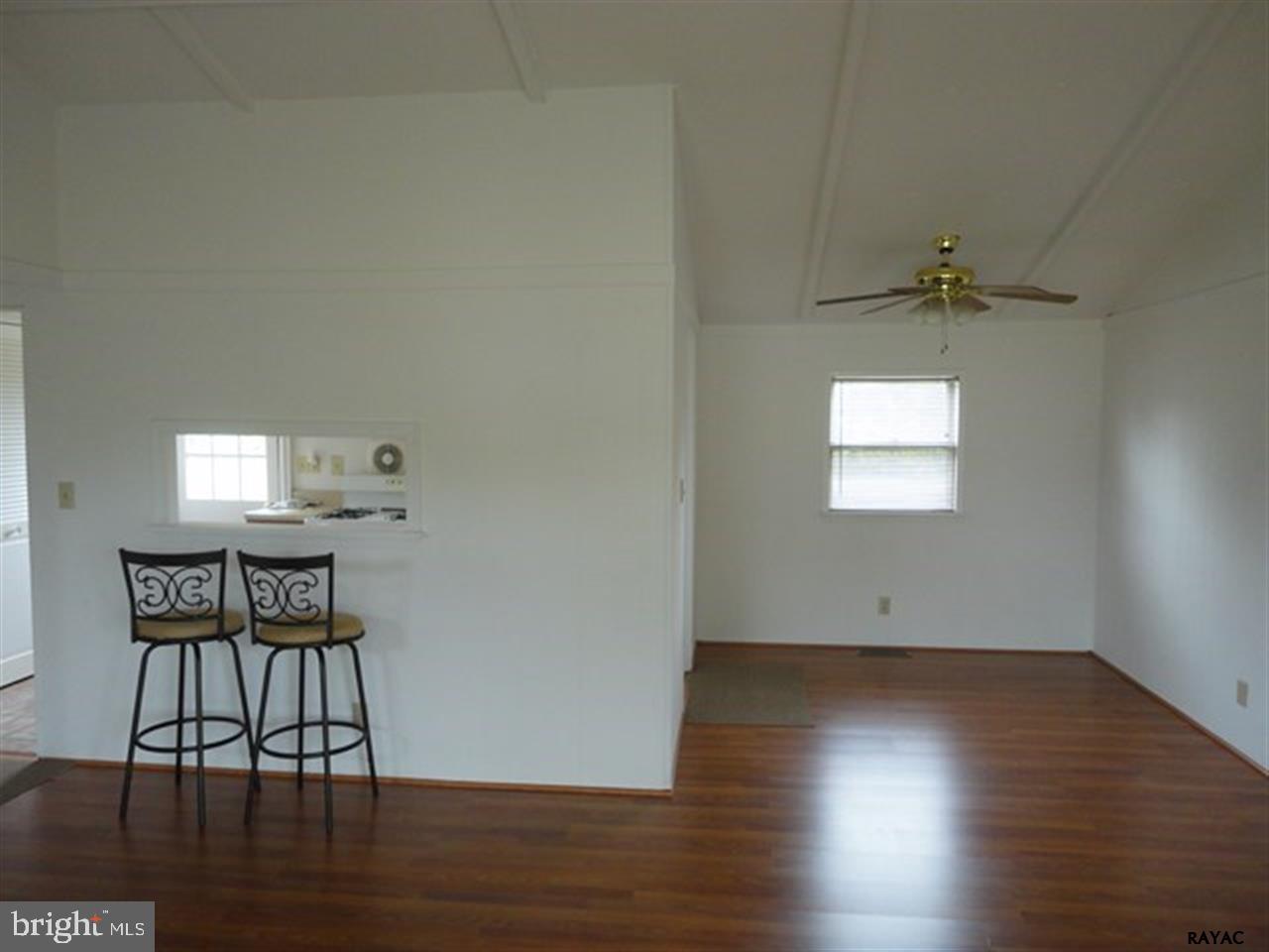 37 Jackson Road, Unit 32 Gettysburg, PA 17325 - Photo 11 of 20 Gallery Image 11