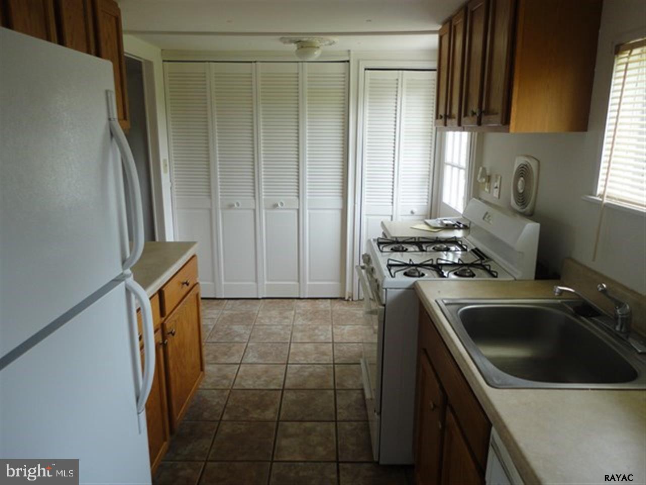 37 Jackson Road, Unit 32 Gettysburg, PA 17325 - Photo 13 of 20 Gallery Image 13
