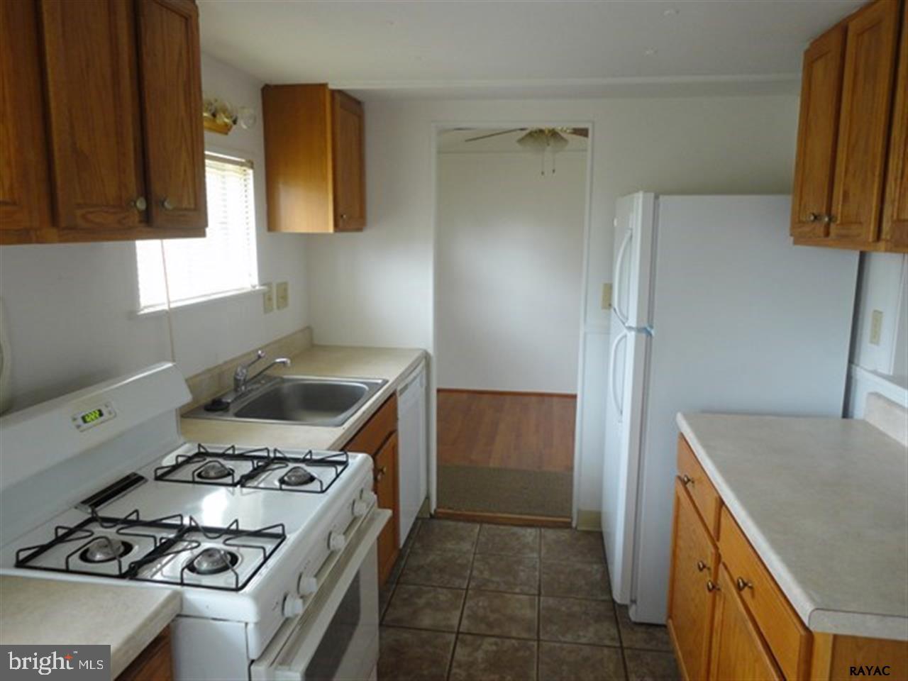 37 Jackson Road, Unit 32 Gettysburg, PA 17325 - Photo 16 of 20 Gallery Image 16
