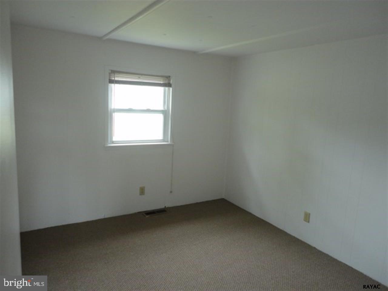 37 Jackson Road, Unit 32 Gettysburg, PA 17325 - Photo 17 of 20 Gallery Image 17