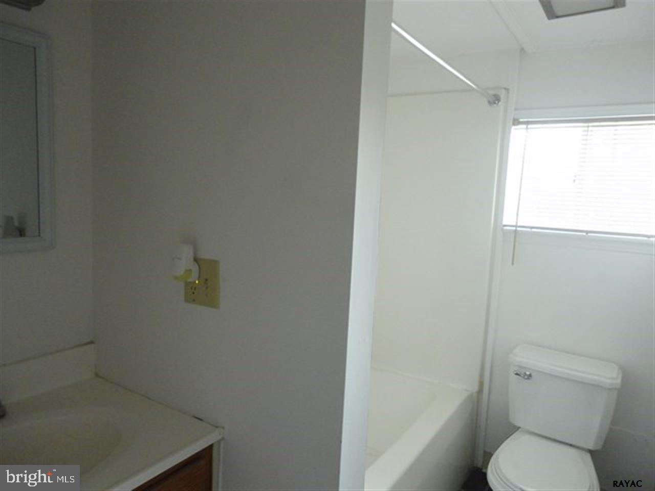 37 Jackson Road, Unit 32 Gettysburg, PA 17325 - Photo 18 of 20 Gallery Image 18
