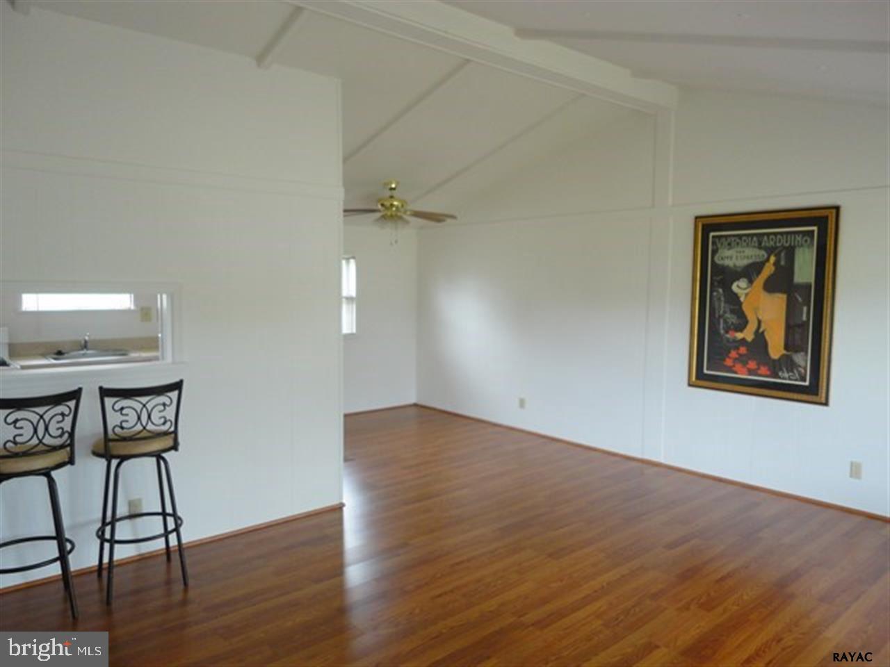 37 Jackson Road, Unit 32 Gettysburg, PA 17325 - Photo 9 of 20 Gallery Image 9