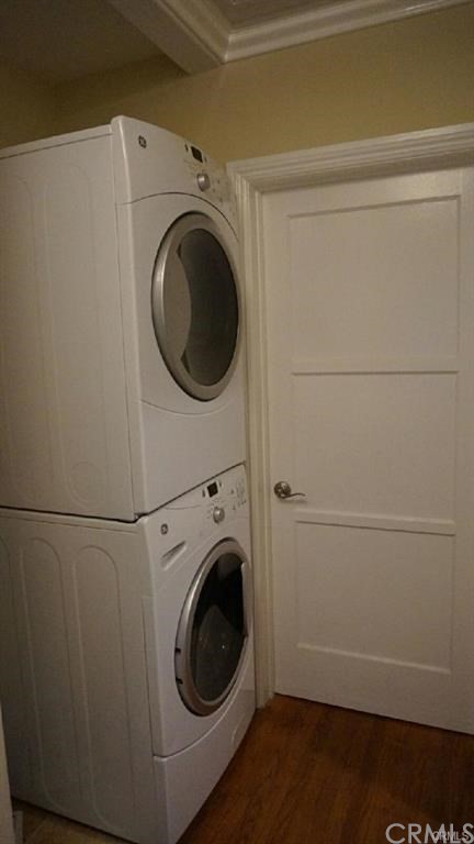 611 South Old Ranch Road Arcadia, CA 91007 - Photo 13 of 17 a utility room with dryer and washer