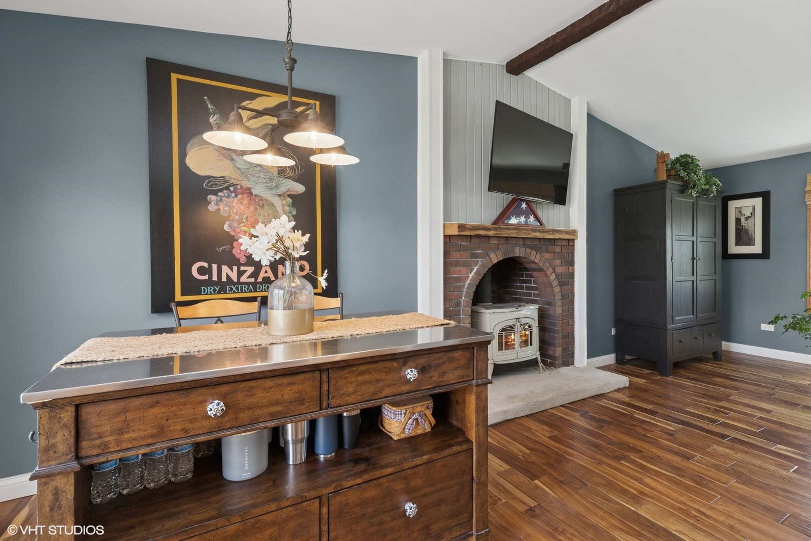 2018 Fairfield Road Lindenhurst, IL 60046 - Photo 7 of 22 Gallery Image 7