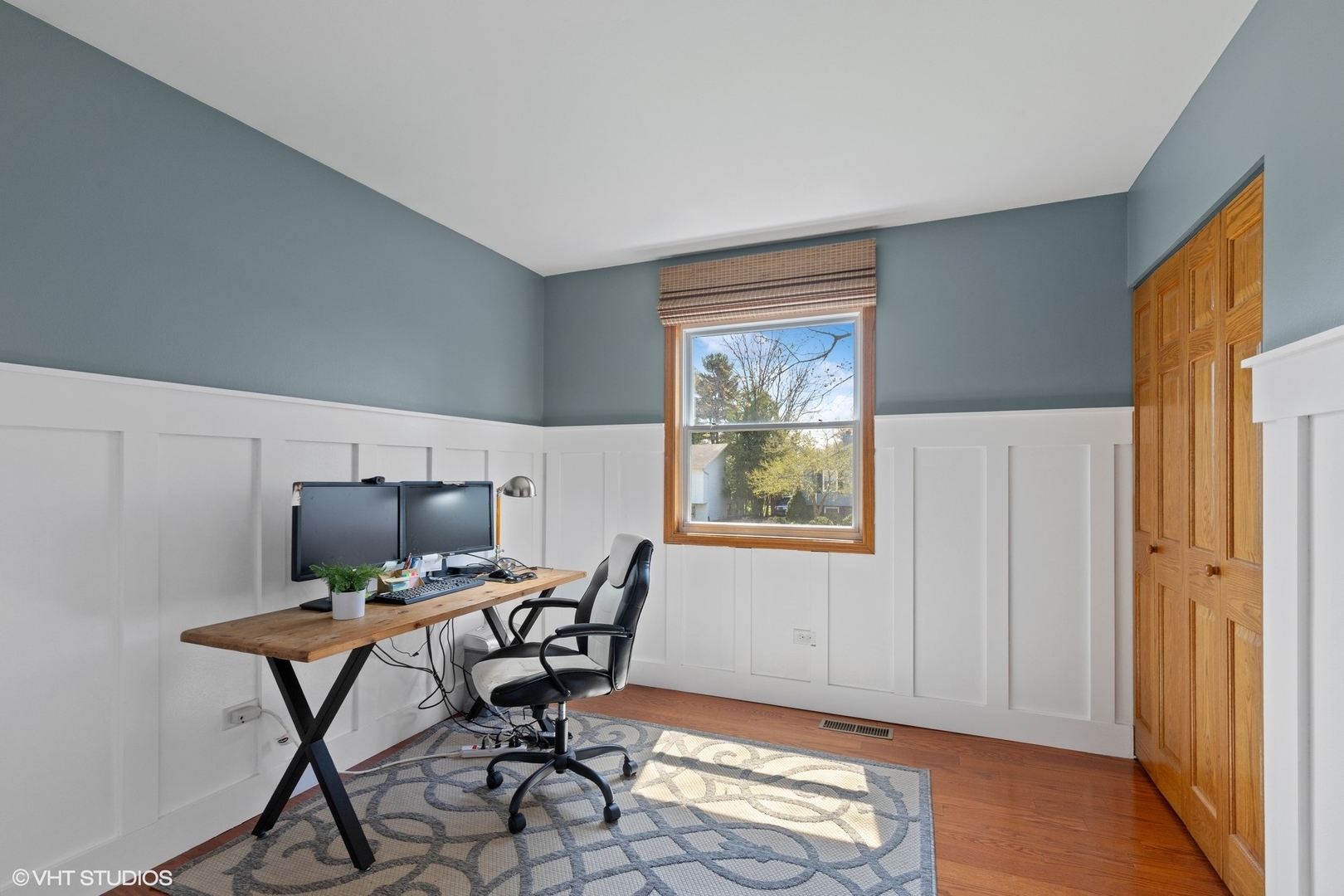 2018 Fairfield Road Lindenhurst, IL 60046 - Photo 10 of 22 Gallery Image 10