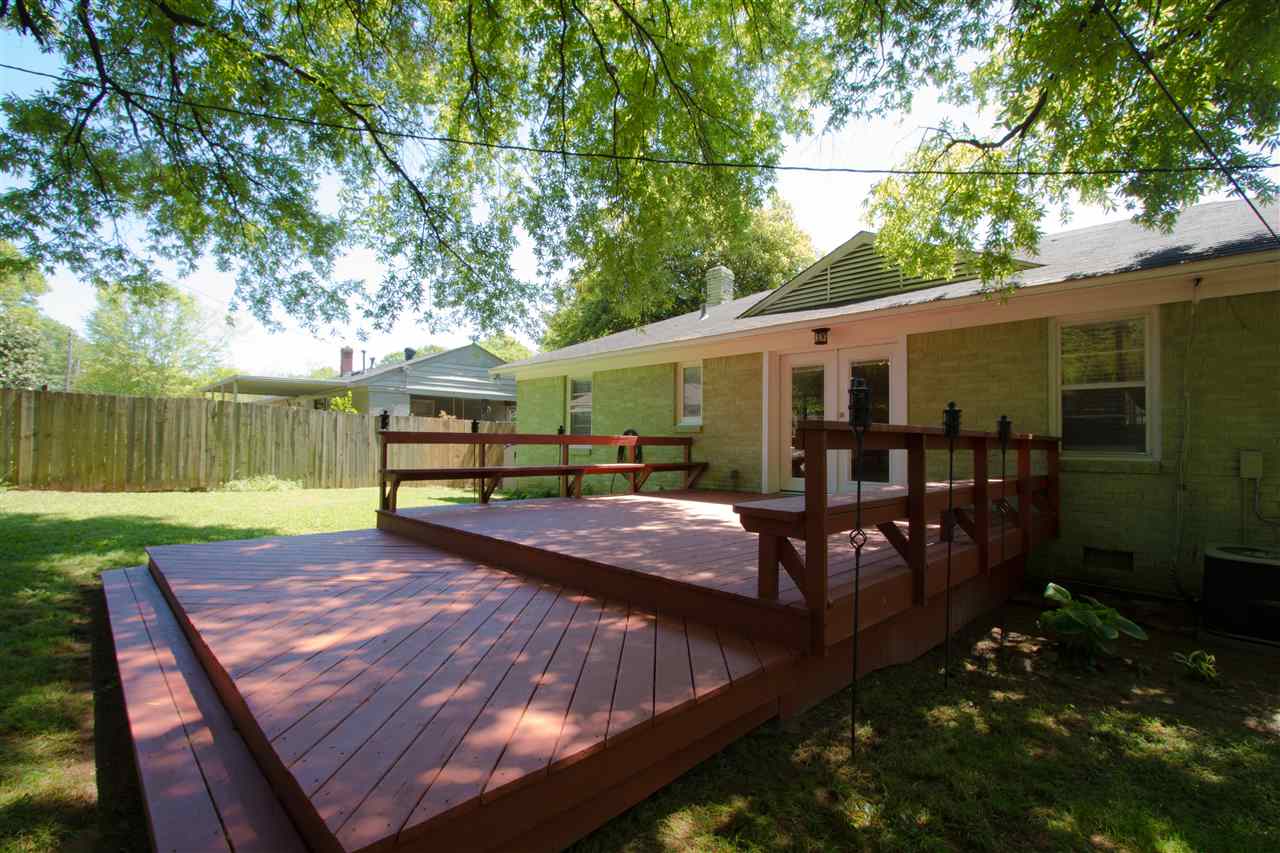 5120 Sea Isle Road Memphis, TN 38117 - Photo 15 of 18