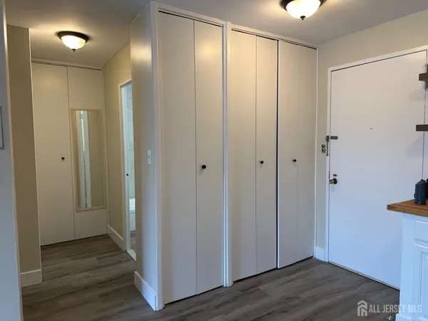 $2,000 | 123 South Adelaide Avenue, Unit 2L, Highland Park, NJ 08904