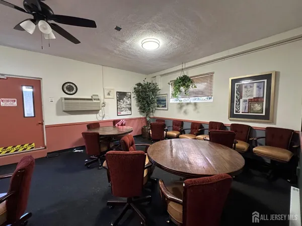 $2,000 | 123 South Adelaide Avenue, Unit 2L, Highland Park, NJ 08904