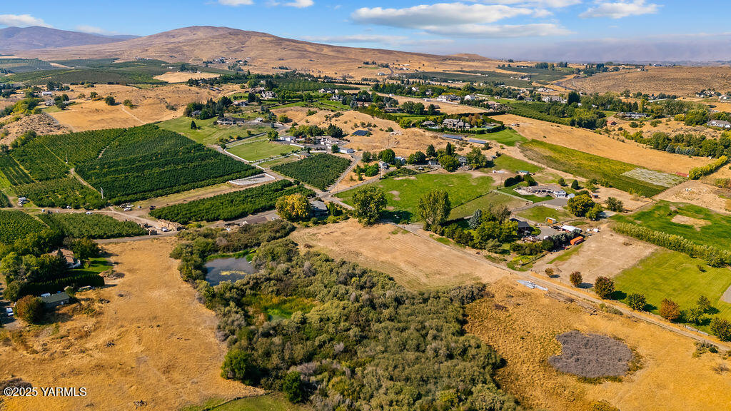 Nka North Wickersham Road Yakima, WA 98908 - Photo 6 of 15 NKANWickershamRd-5