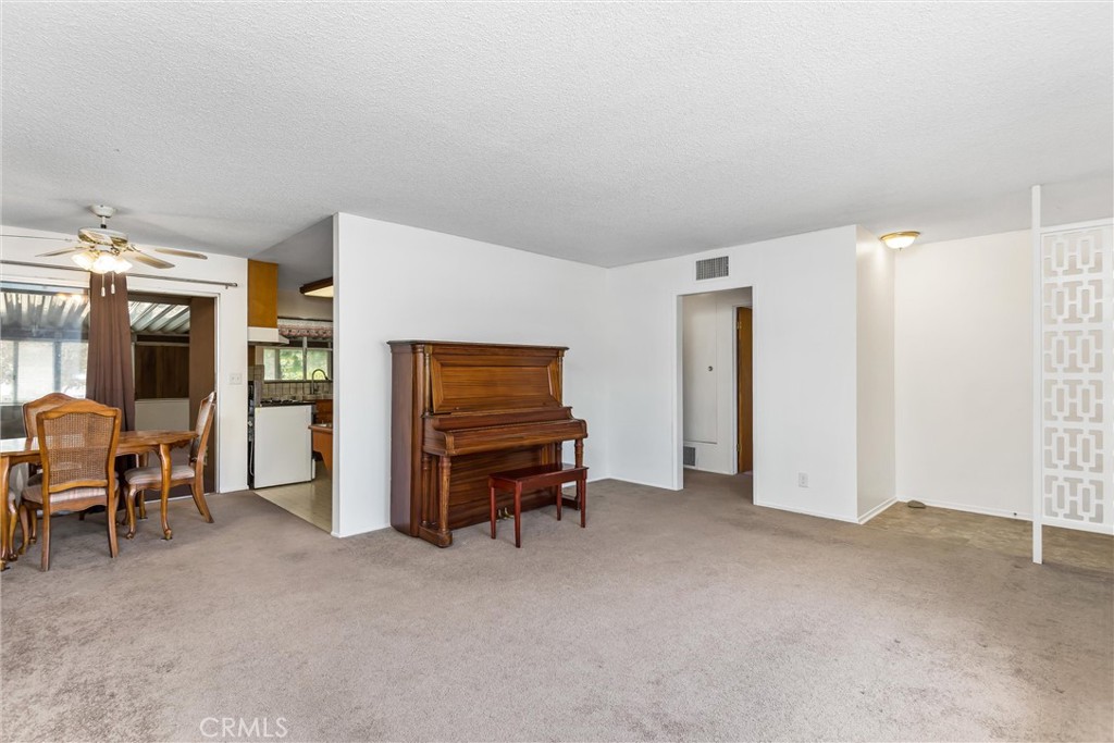 11965 Peach Tree Road Yucaipa, CA 92399 - Photo 7 of 27