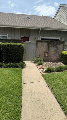 $1,550 | 12922 Wirevine Lane, Houston, TX 77072