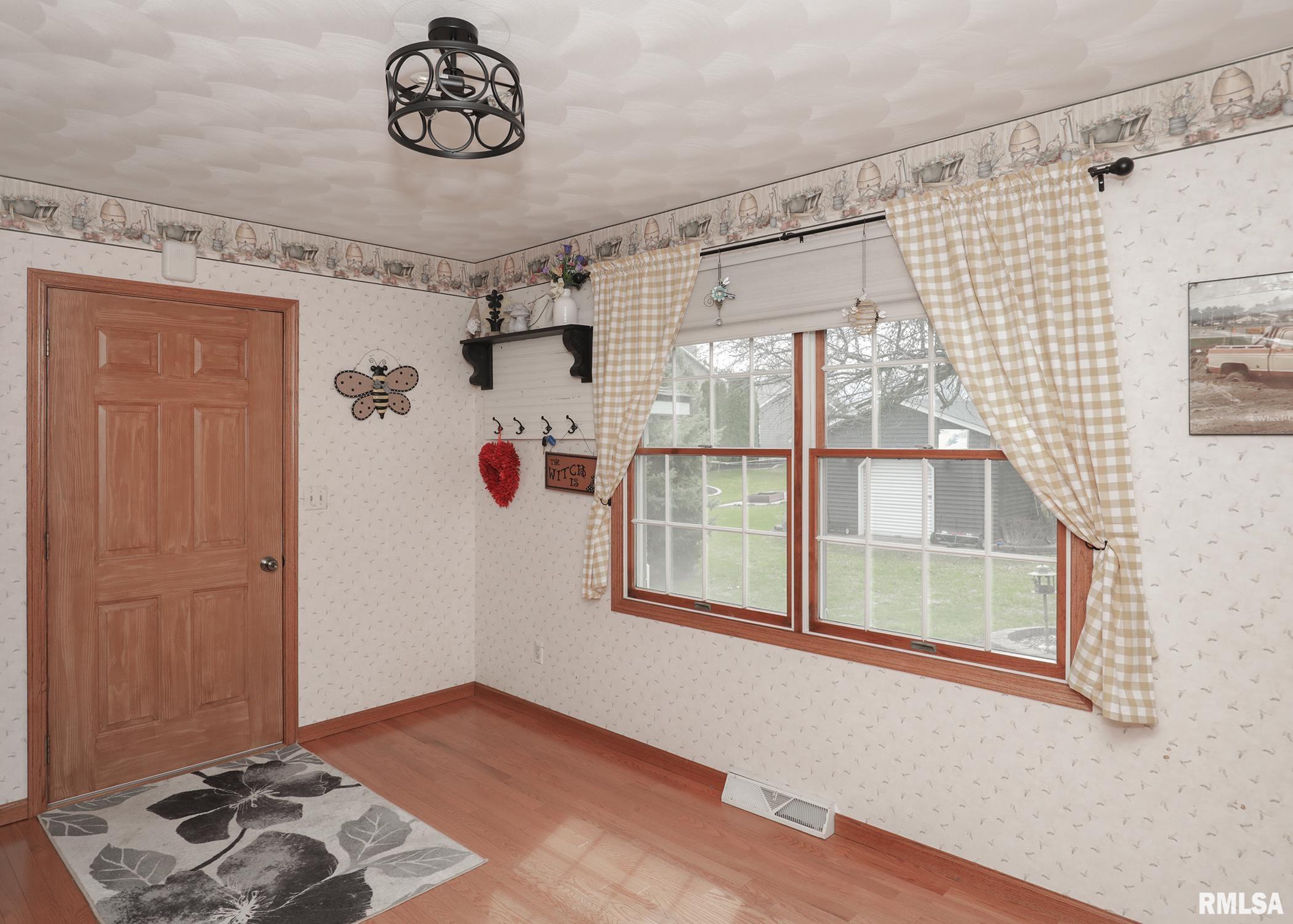 417 Margaret Street Atkinson, IL 61235 - Photo 21 of 46