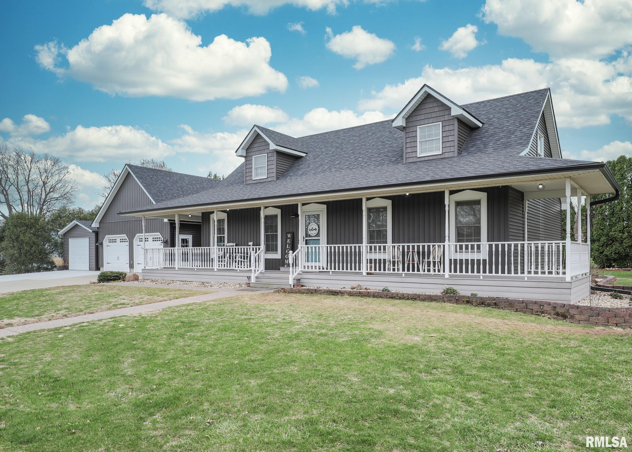 417 Margaret Street Atkinson, IL 61235 - Photo 3 of 46