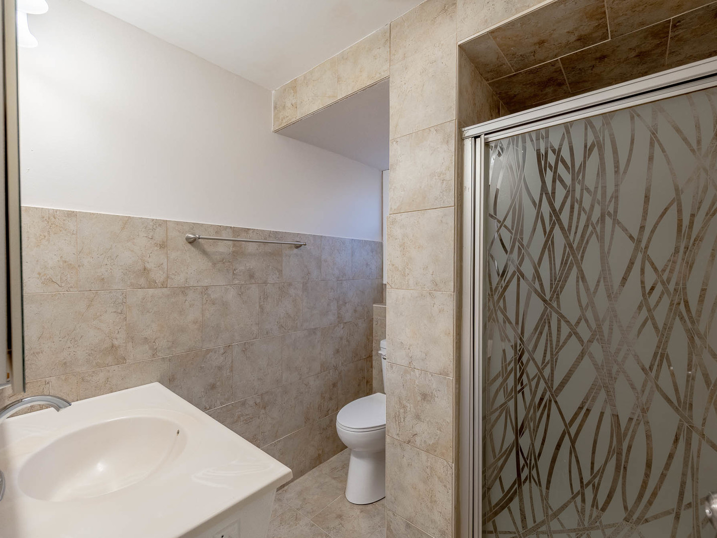 202 Country Club Drive Addison, IL 60101 - Photo 12 of 15