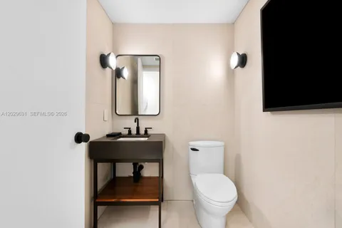 $2,075,000 | 5875 Collins Avenue, Unit 501, Miami Beach, FL 33140