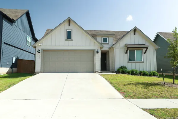 $297,000 | 121 Netherland Street, San Marcos, TX 78666