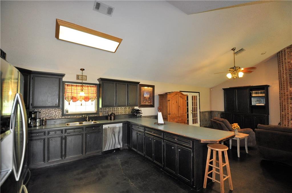 8445 Twin Bridges Road Elmer, LA 71424 - Photo 10 of 20 Gallery Image 10