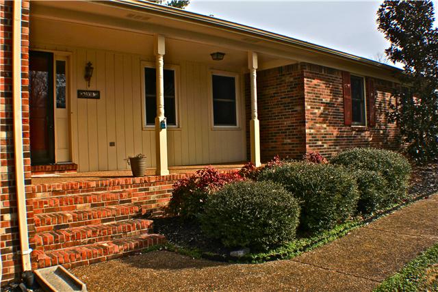 3978 New Chapel Road Springfield, TN 37172 - Photo 2 of 15 Front Porch