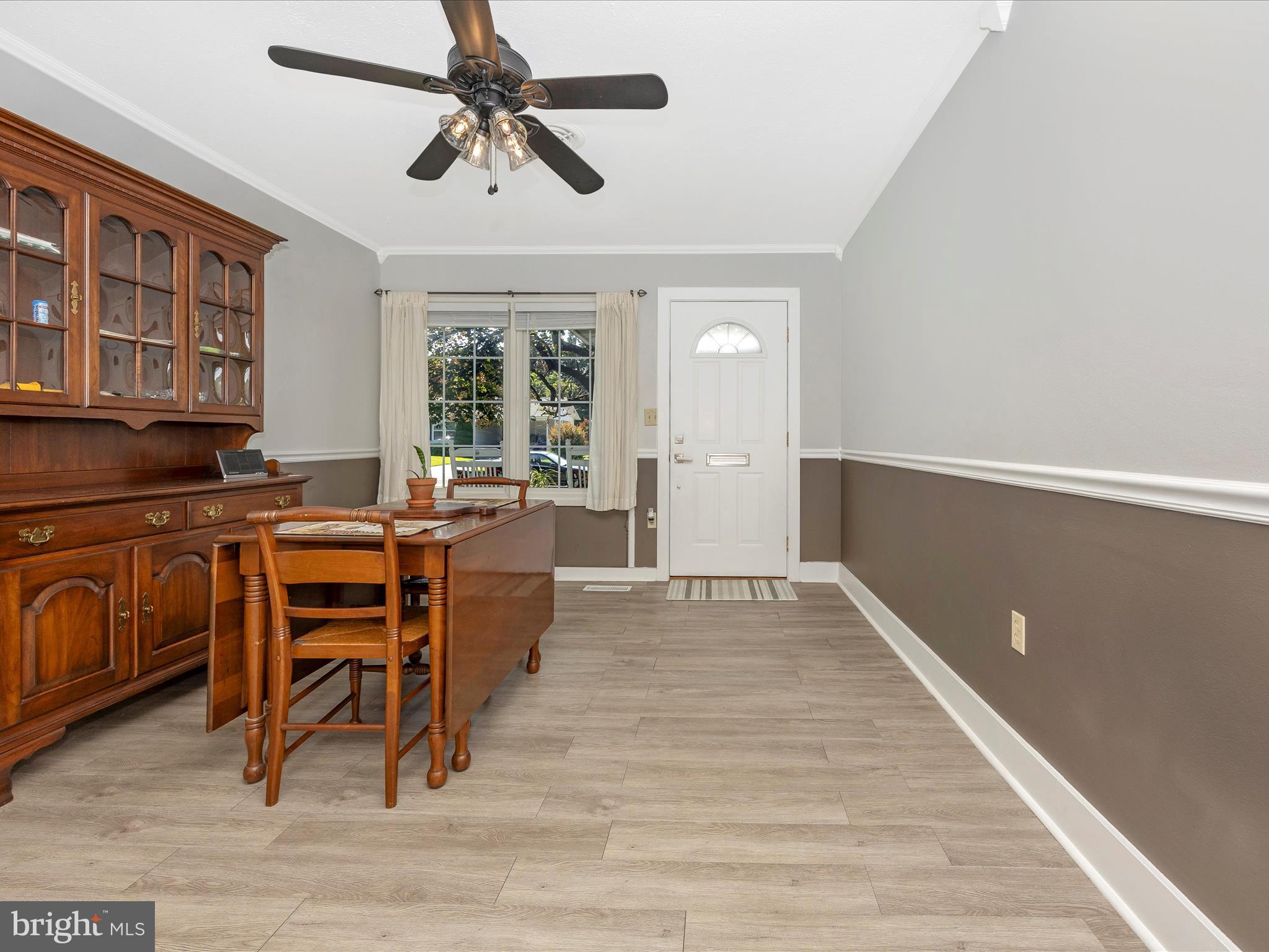 1403 Pinewood Drive Frederick, MD 21701 - Photo 10 of 55 Entryway