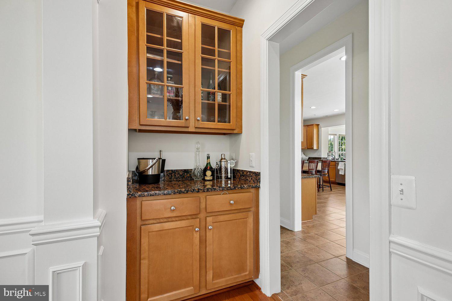 4801 Fair Hill Road Olney, MD 20832 - Photo 24 of 90 Butler's Pantry