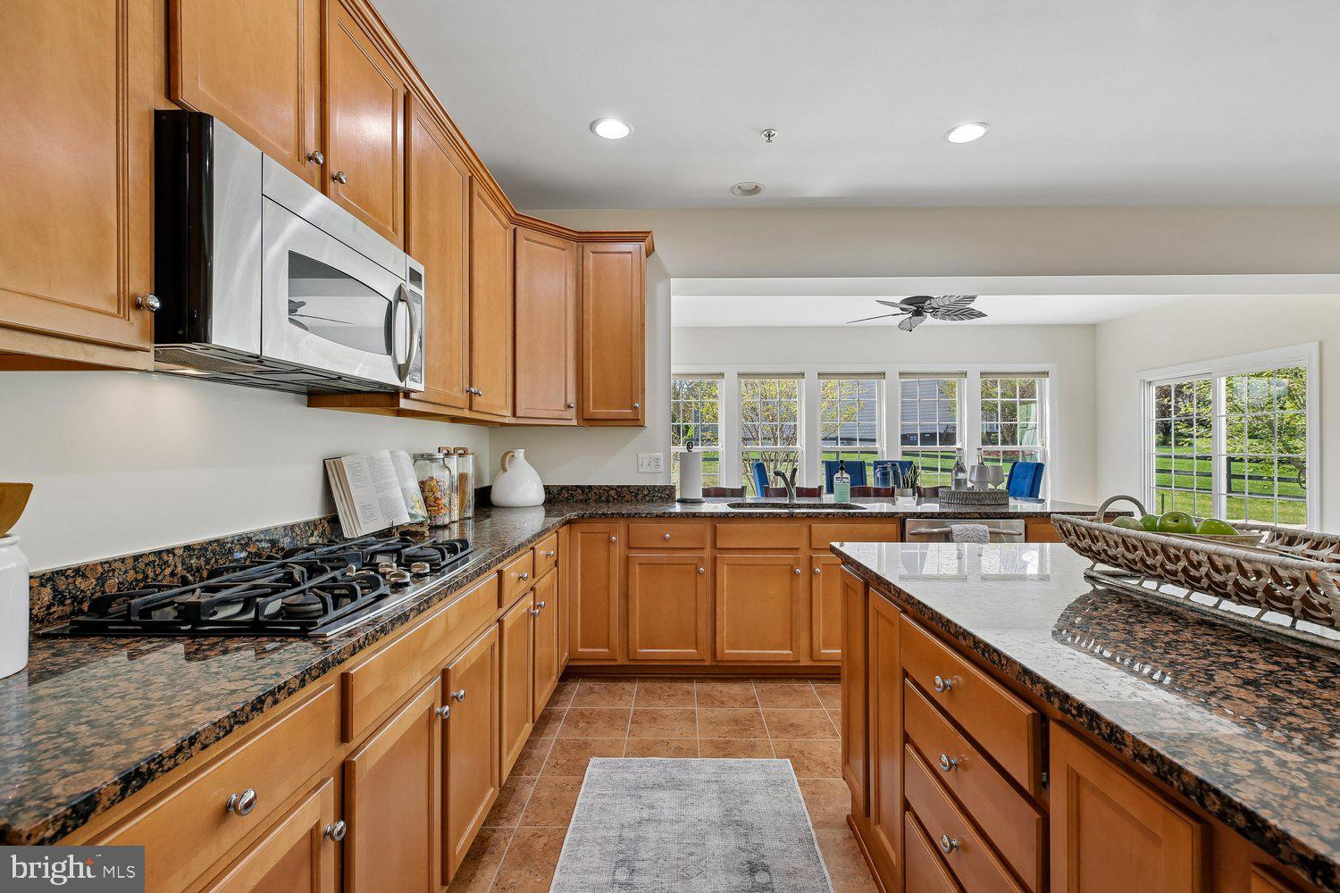 4801 Fair Hill Road Olney, MD 20832 - Photo 29 of 90 Kitchen