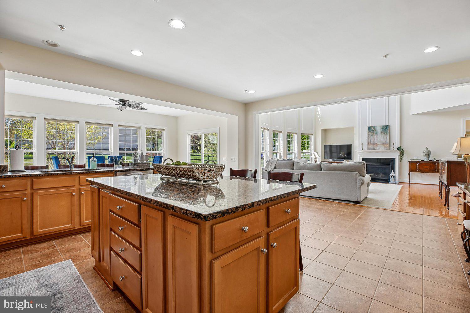 4801 Fair Hill Road Olney, MD 20832 - Photo 30 of 90 Kitchen