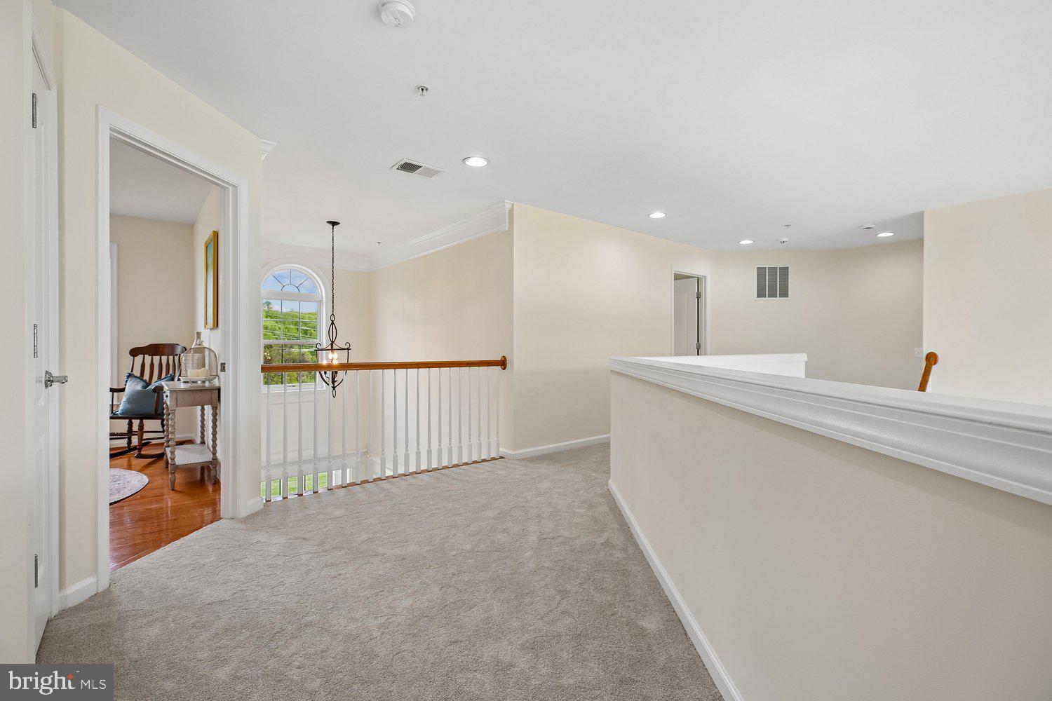 4801 Fair Hill Road Olney, MD 20832 - Photo 41 of 90 Upper Lvl Hall