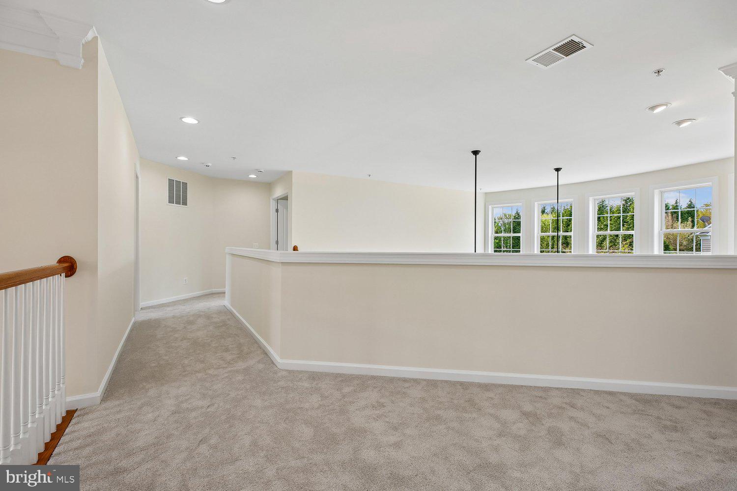4801 Fair Hill Road Olney, MD 20832 - Photo 42 of 90 Upper Lvl Hall