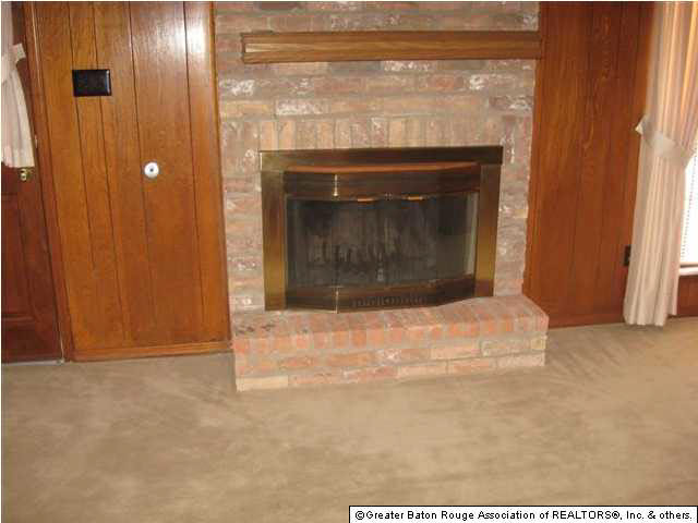 13816 Shortridge Avenue Baton Rouge, LA 70817 - Photo 3 of 10 Gallery Image 3