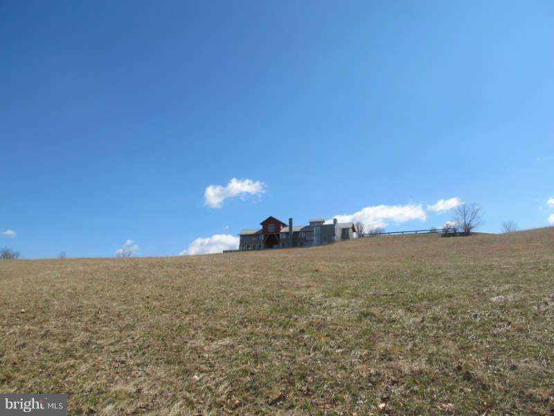 419 Laurel Mills Road Castleton, VA 22716 - Photo 24 of 30 Exterior (Rear)