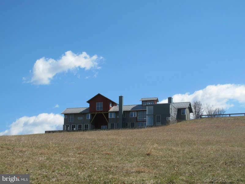 419 Laurel Mills Road Castleton, VA 22716 - Photo 25 of 30 Exterior (Rear)
