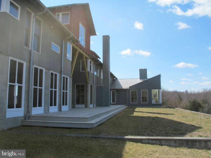 419 Laurel Mills Road Castleton, VA 22716 - Photo 28 of 30 Exterior (Rear)