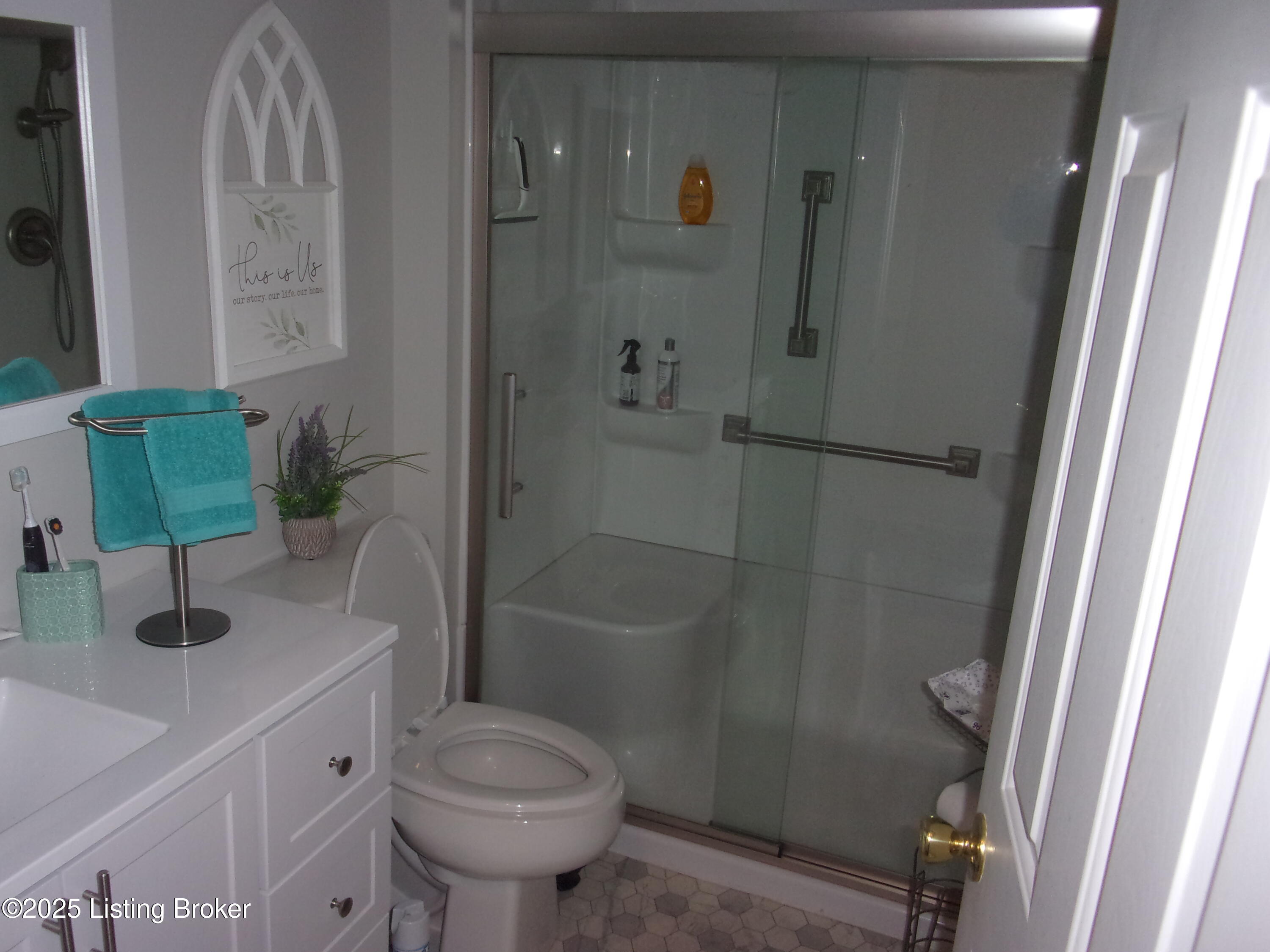 7516 Lawrenceburg Road Chaplin, KY 40012 - Photo 22 of 38 101_7335